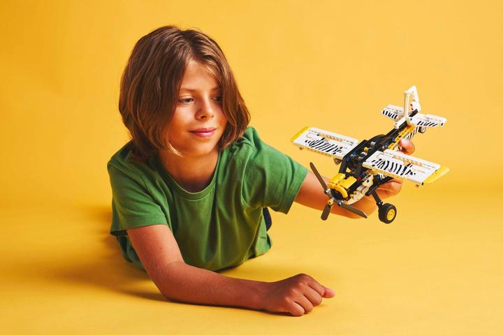 Image du produit LEGO Avion à hélice tournante (42198, LEGO Technic)