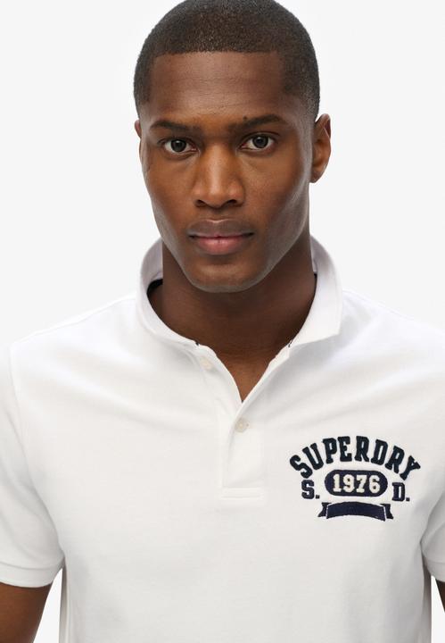Actual product image Superdry Classic polo with applied pattern (L)