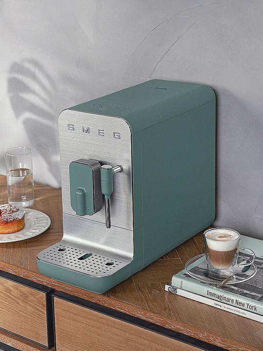 Produktbild Smeg BCC02EGMEU