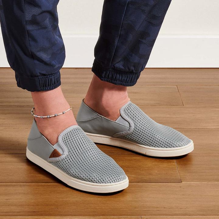 Actual product image OluKai Pehuea (36.5)