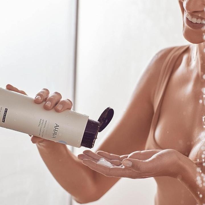 Image du produit Ahava Après-shampooing minéral à l'eau de mer (400 ml)