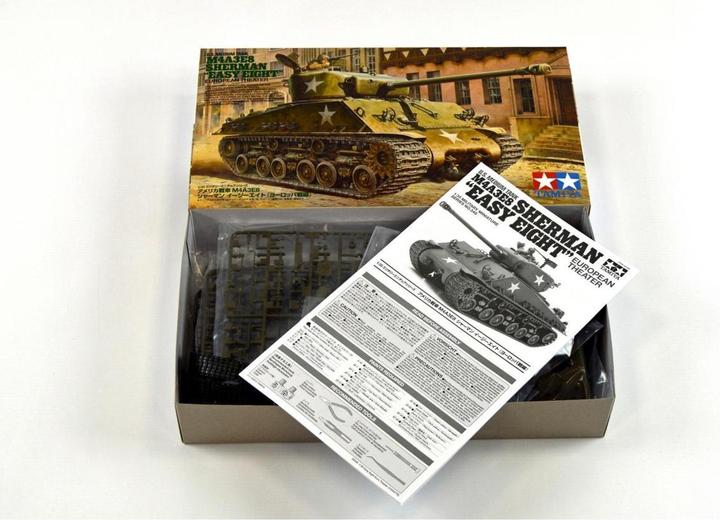 Produktbild Tamiya U.S. Medium Tank M4A3E8 Sherman Easy Eight