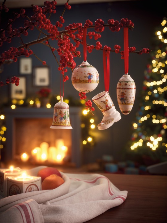 Actual product image Hutschenreuther Christmas bauble 2024 porcelain (1 -part)