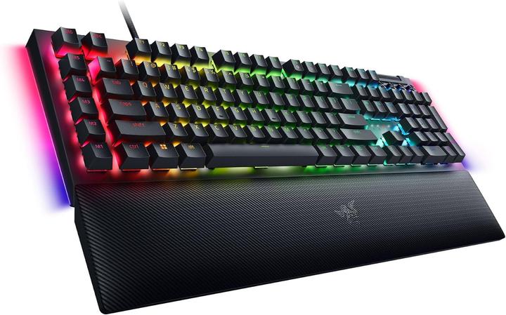 Actual product image Razer BlackWidow V4 Mechanical Gaming Keyboard, Yellow Switch, US Layout, Wired, Black (US, Cable)