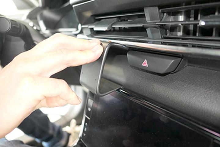 Produktbild Brodit 855950 Autohalterung Mazda MX-30 21-