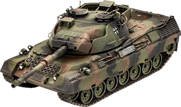 Actual product image Revell Model Set Leopard 1A5