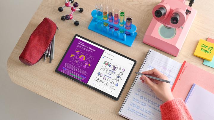 Immagine prodotto Lenovo Idea Tab Pro (Solo WiFi, 12.70", 256 GB, Grigio Luna)