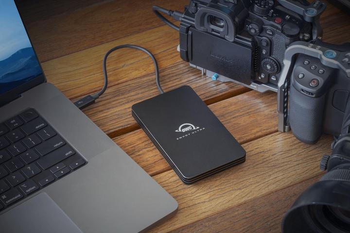 Actual product image OWC 8.0TB Envoy Ultra Thunderbolt 5 Ultra-Portable SSD (8 TB)