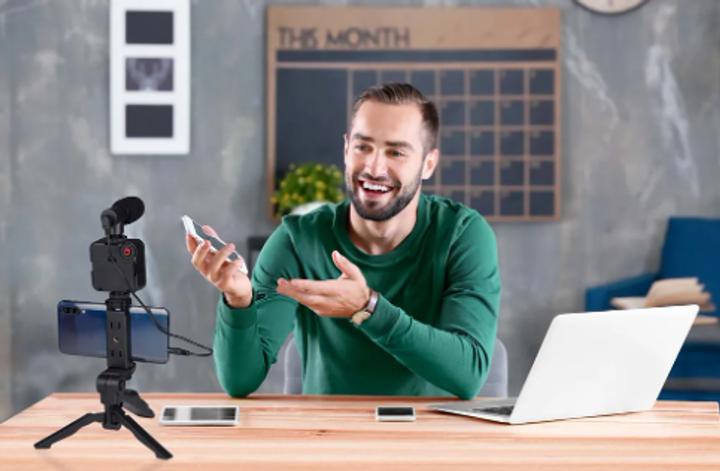 Produktbild Grundig Selfie studio stand