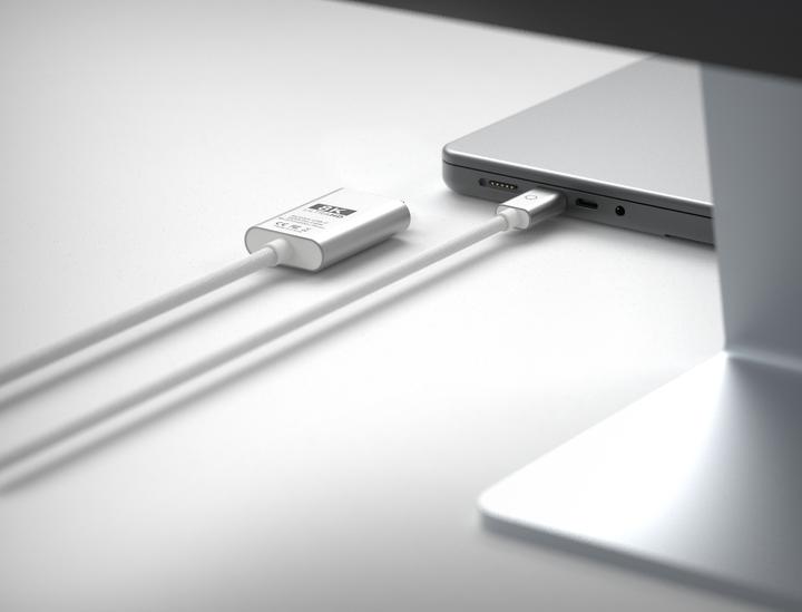 Actual product image LINQ Connects USB-C Pro zu HDMI Kabel (2 m)