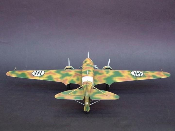 Immagine prodotto Trumpeter Savoia Marchetti SM-79 II Sparviero