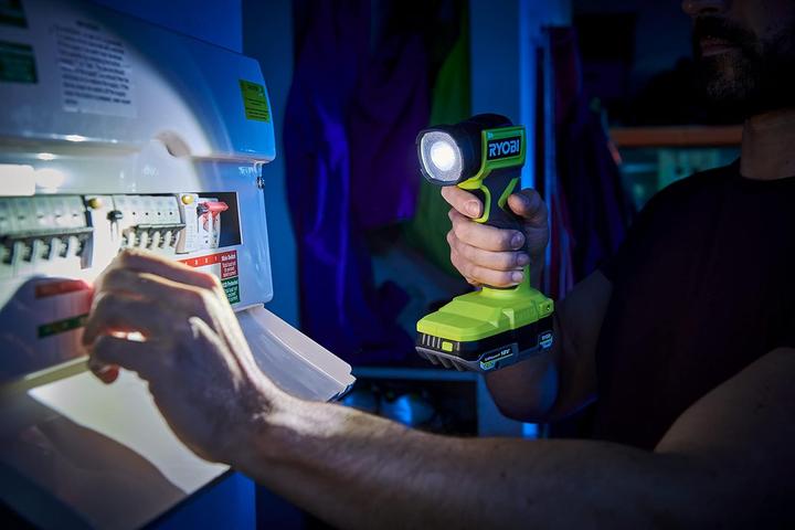 Image du produit Ryobi Lampe portative à LED rechargeable (280 lm)