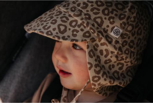 Actual product image Cloby Wende-Sonnenhut UPF 50+ Leopard Brown Sandy Beach