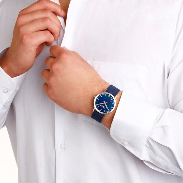 Produktbild Mondaine Classic - von der Natur inspiriert (Analoguhr, 40 mm)