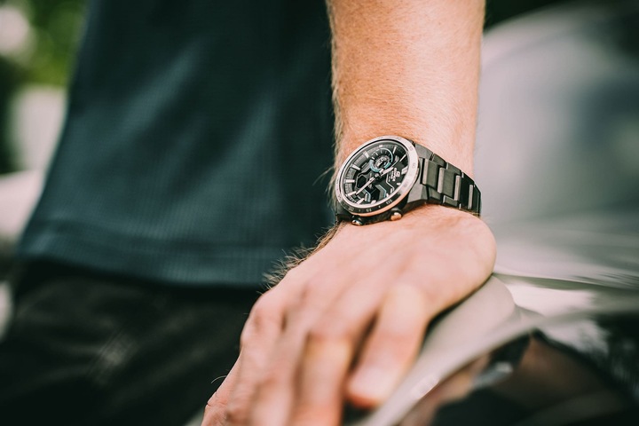 Produktbild Casio ECB-2200DD-1A (Sportuhr, 48 mm)