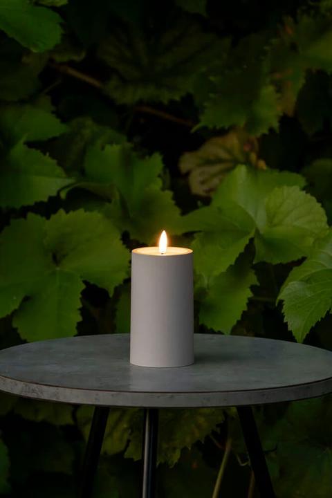 Image du produit LED Kunststoffkerze sand 1873-970 Aussen 1873-970 6h Timer D7 H12,5cm 2xAA (1 x)