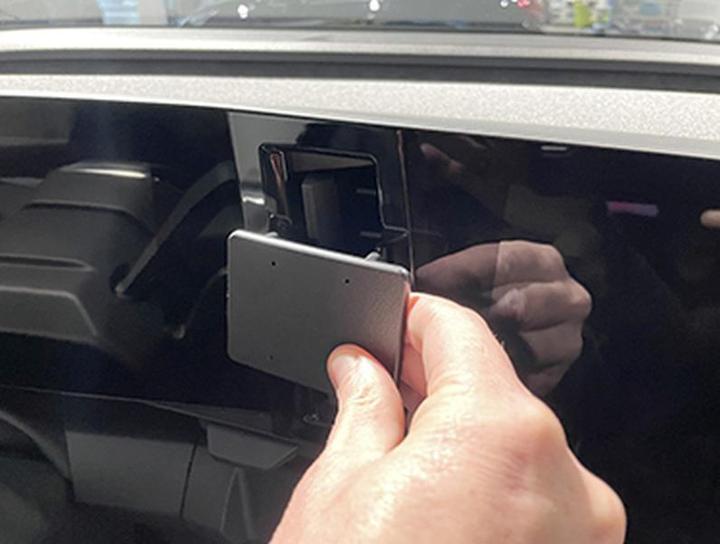 Immagine prodotto Brodit 855827 Supporto per auto Renault, Mégane