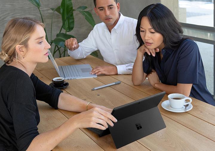 Actual product image Microsoft Surface Pro 7 (12.30", Intel Core i5-1035G4, 8 GB, 256 GB, Without keyboard layout)