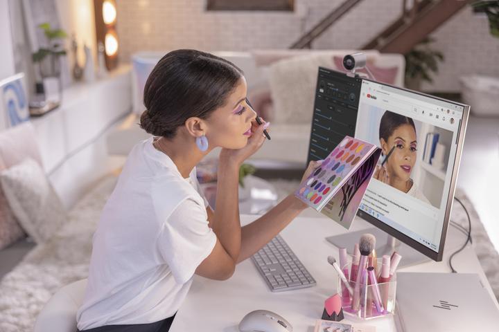 Actual product image HP Creator 930 (Wireless)