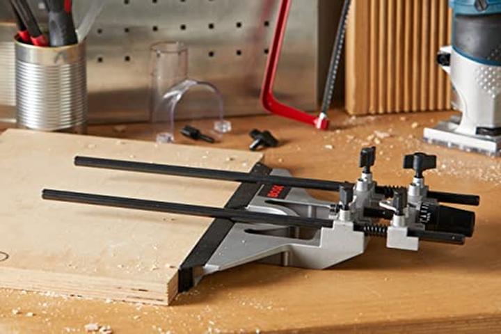 Produktbild Bosch Professional Zubehör Parallelanschlag für Bosch-Oberfräsen, 10 mm (1 cm)