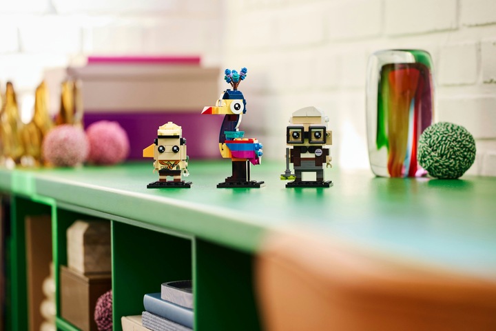 Immagine prodotto LEGO Disney Carl, Russell e Kevin (40752, LEGO Brickheadz)