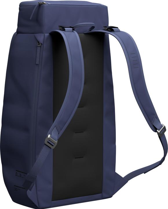 Actual product image D_b_ Hugger Backpack (30 l)