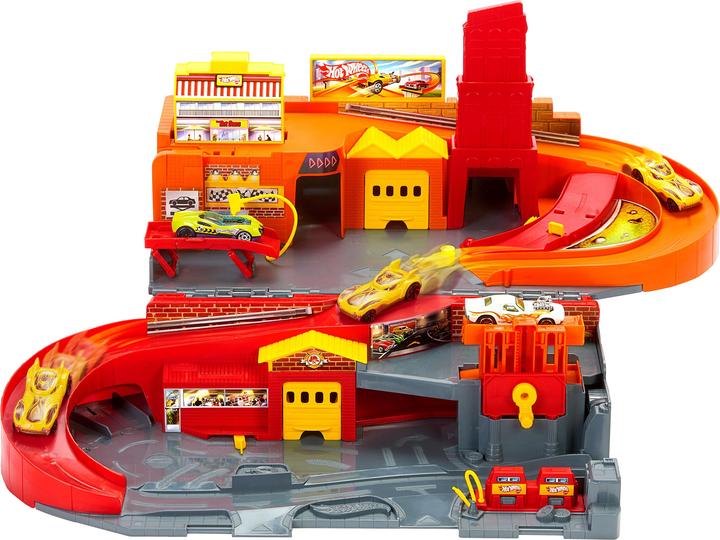 Actual product image Mattel Hot Wheels Hot Ones Sto & Go Playset with 3 Die-Cast Toy Cars in 1:64 Scale & Speed Snap Track