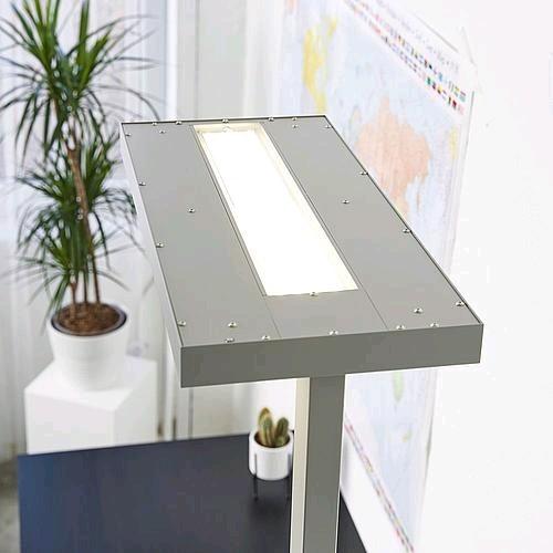 Immagine prodotto LEDmaxx gg113913 Lampada da terra LED 2Way UGR174040W argento (4600 lm)