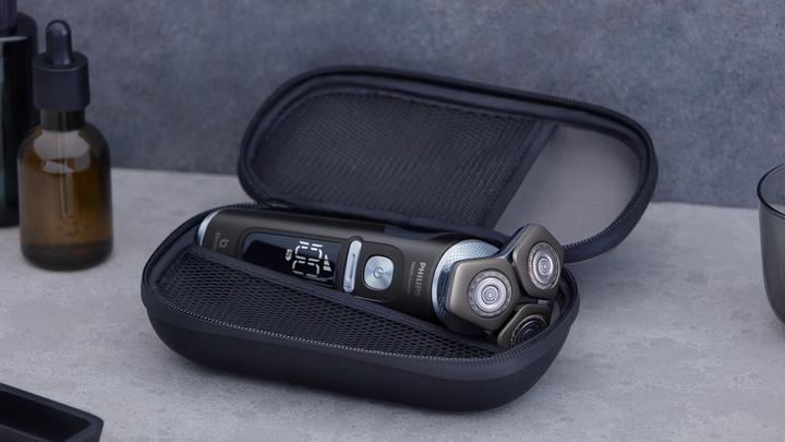 Actual product image Philips Shaver Series 9000 Prestige (SP9840/32)