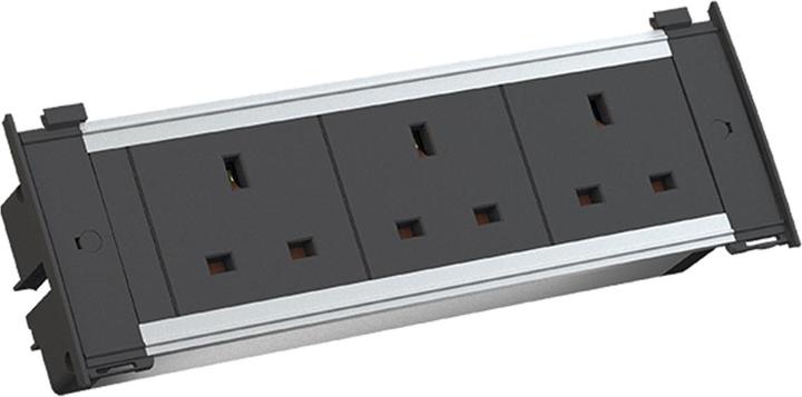 Produktbild Bachmann Kapsa S - 2 m - 3 AC-Ausgänge - Indoor - Typ G (BS 1363) - Typ G - Schwarz - Sil (3 x, BS 1363, CEE 7/3, 2 m)