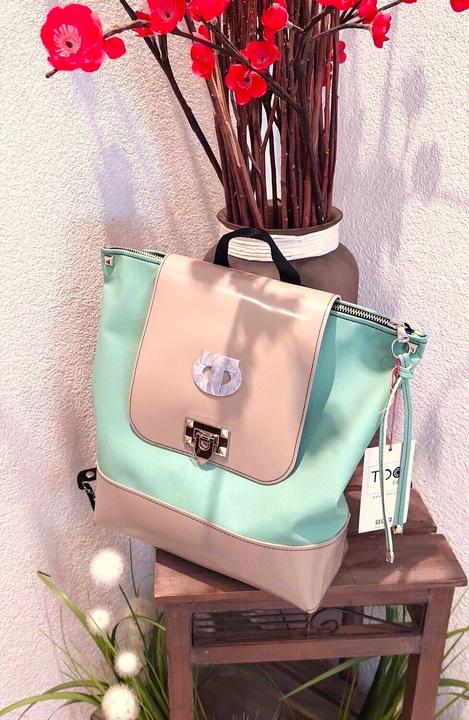 Immagine prodotto Tooitaly Zaino moda Upcycling da bottiglie di PET riciclate dal mare No.24 Fatto a mano in Italia