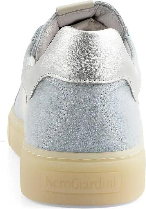 Image du produit Nero Giardini Malaga (41)