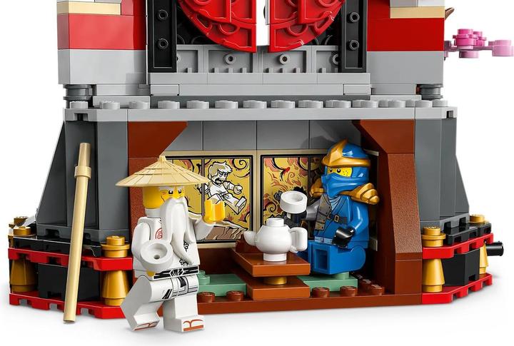 Actual product image LEGO 15-jähriges Jubiläum: Ninja-Charaktere zum Ausstellen (LEGO Ninjago)