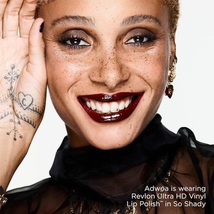 Productafbeelding Revlon Wonder Woman 84 Ultra HD Vinyl Lip Polish So Shady 9 (915)