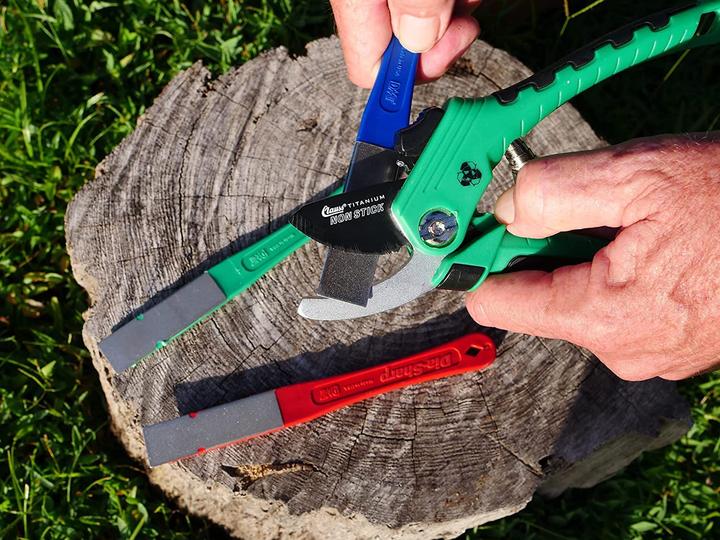 Actual product image DMT Dia-Sharp Diamond Mini-Hone Kit