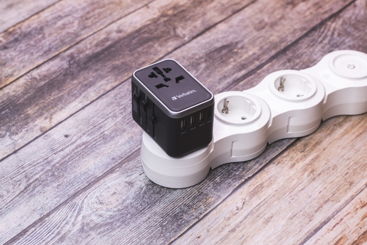 Produktbild Verbatim Universal Travel Adapter