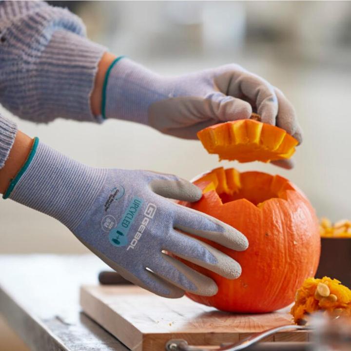 Actual product image Gebol Arbeitshandschuh Upcycled Sensitive hellblau 6 (6)