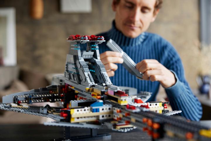 Productafbeelding LEGO Star Wars UCS Venator-klasse Republikeinse Aanvalskruiser (75367, LEGO Star Wars, LEGO Zeldzame Sets)