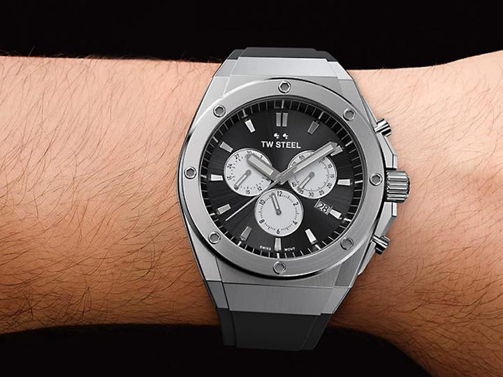 Actual product image TW-Steel TW Steel CE4041 CEO Tech Chrono 44 mm 10ATM (Chronograph)