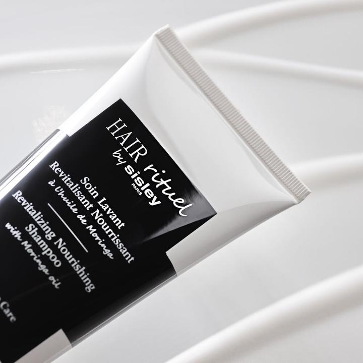 Produktbild Sisley Waschpflege revitalisierend nährend (50 ml, Flüssiges Shampoo)