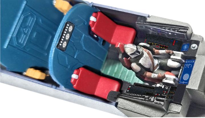 Actual product image Revell The Mandalorian: The Razor Crest