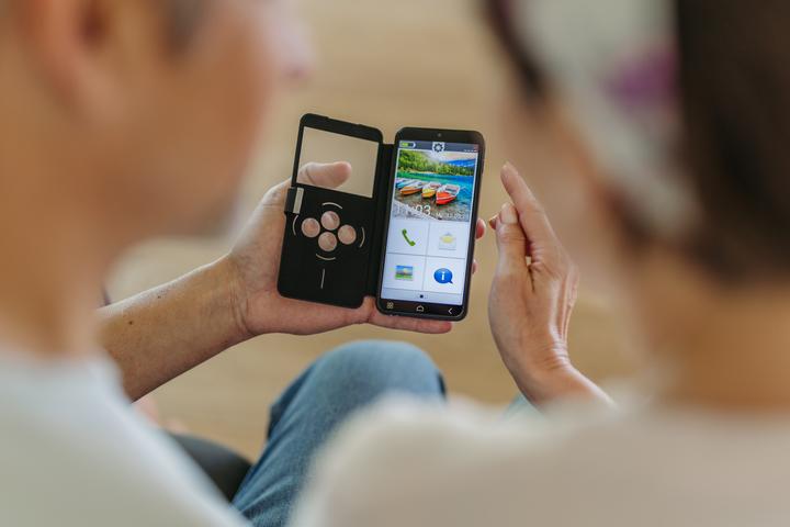 Produktbild Emporia Smart.7 lite (128 GB, Schwarz, 5.45", Single SIM, 4G)