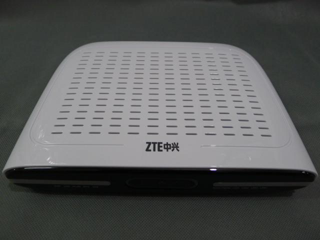 Image du produit ZTE ZXA10 F660 GPON ONT (4GE+2POTS+WIFI+USB,SC/APC) ( ZXA10 F660 4GE SC/APC)
