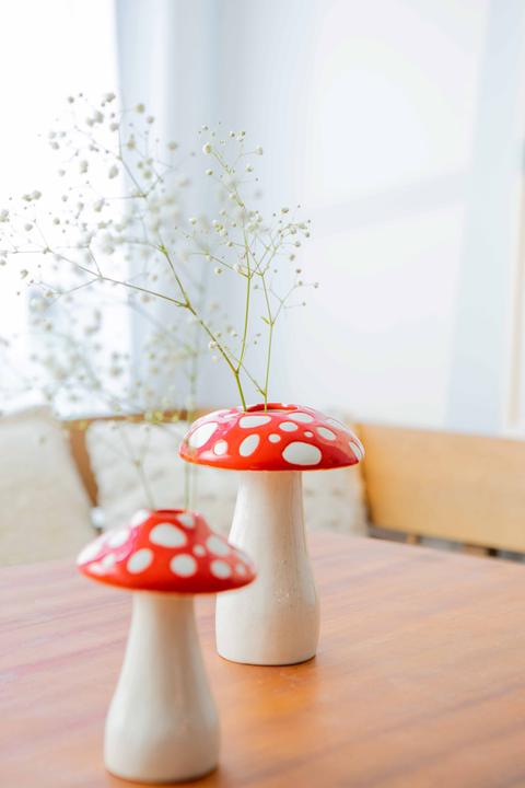 Actual product image Lund-Stougaard DOIY - Amanita vase - Small (DYVASAMSRE) (1 x, 11 x 11 x 15 cm)