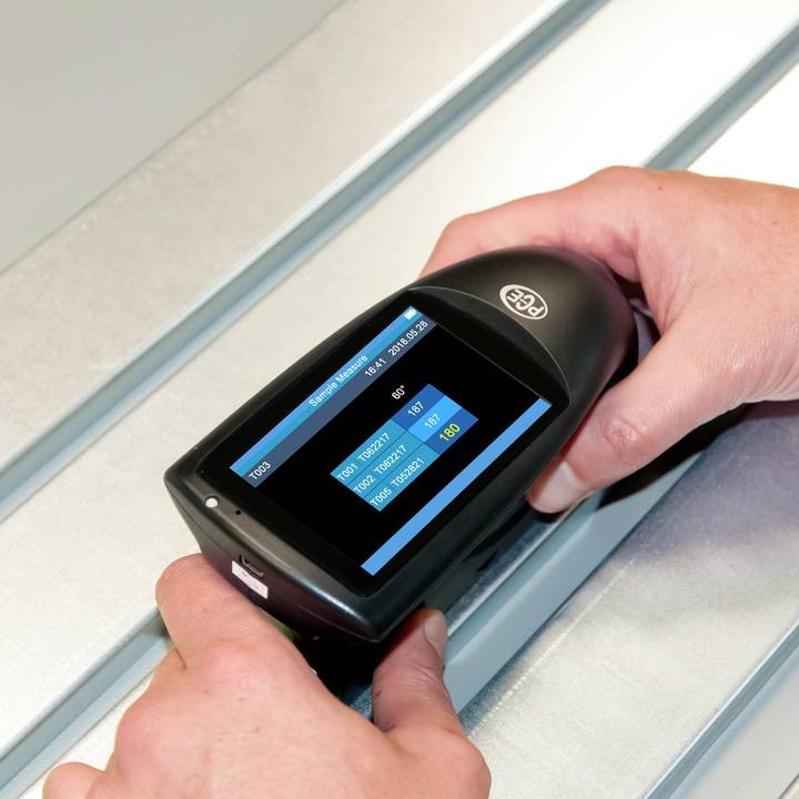 Actual product image PCE Instruments Glossmeter