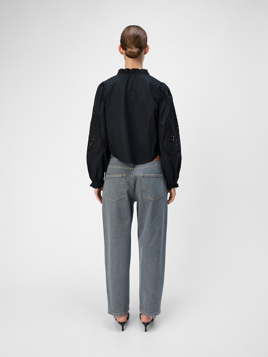 Actual product image Object Embroidered shirt (38)