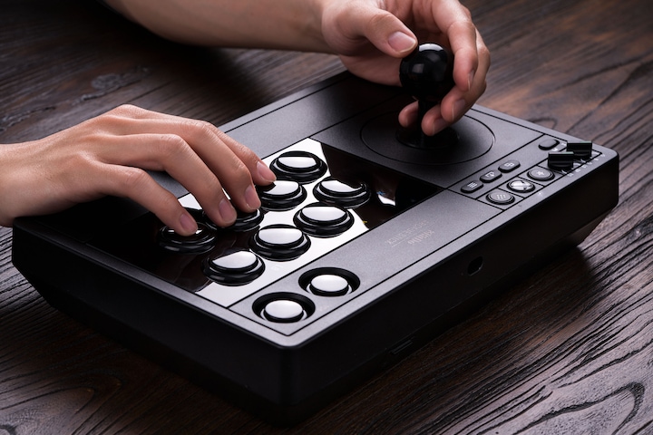 Image du produit 8bitdo Arcade Stick pour Xbox (PC, Xbox One X, Xbox One S, Xbox Series X, Xbox Series S)
