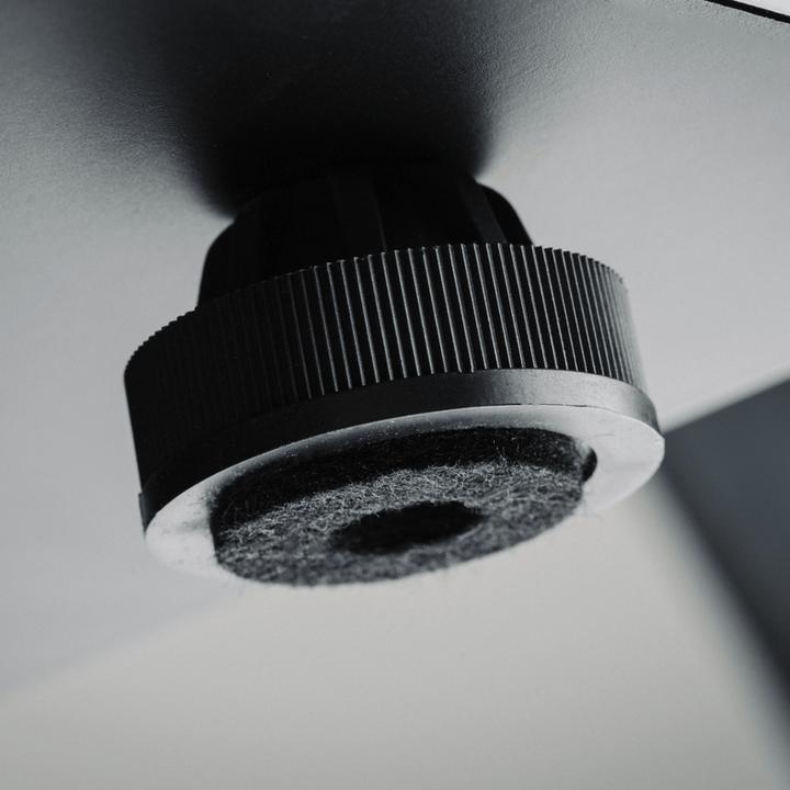 Produktbild Pro-Ject Debut E Carbon Plattenspieler, Walnuss