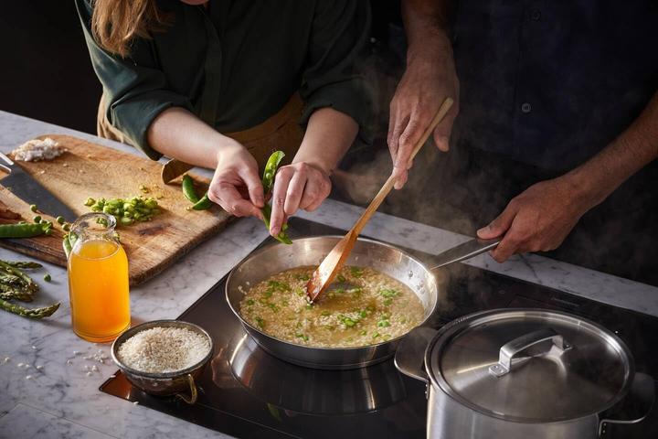 Actual product image Fiskars All Steel Pure Frying Pan 28cm (Frying pan, Stainless steel, 28 x 5.18 cm)