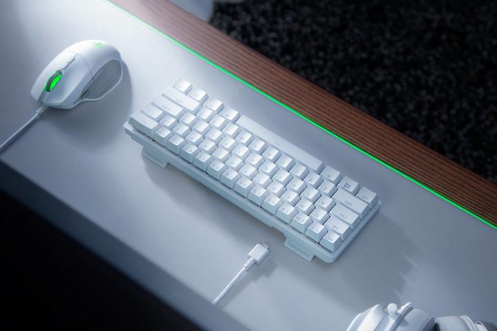 Actual product image Razer Huntsman Mini (US, Cable)